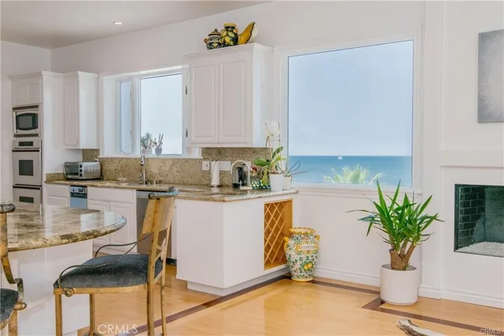 115 Waterview Street, Playa Del Rey, California 90293