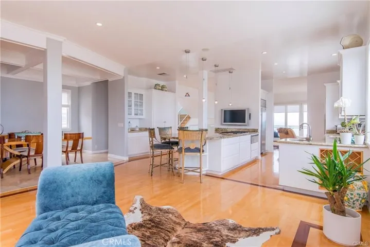 115 Waterview Street, Playa Del Rey, California 90293