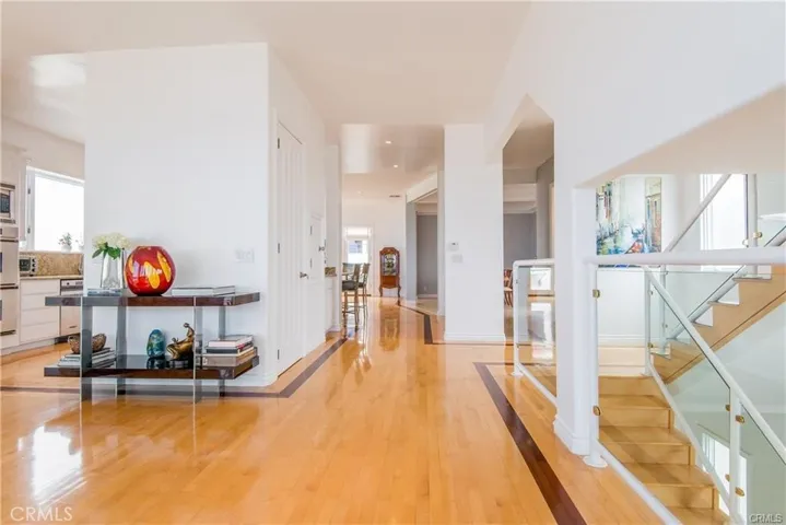 115 Waterview Street, Playa Del Rey, California 90293