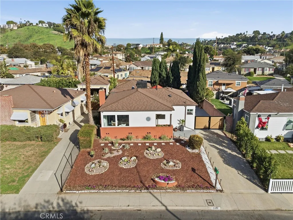 2106 Mcpherson, Los Angeles, California 90032 home-pic-31