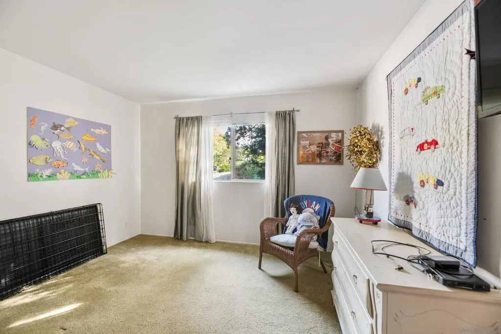 13003 Corte Susana, Poway, California 92064 home-pic-42