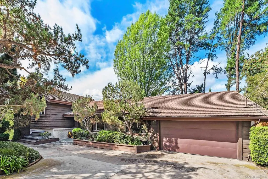13003 Corte Susana, Poway, California 92064 home-pic-3