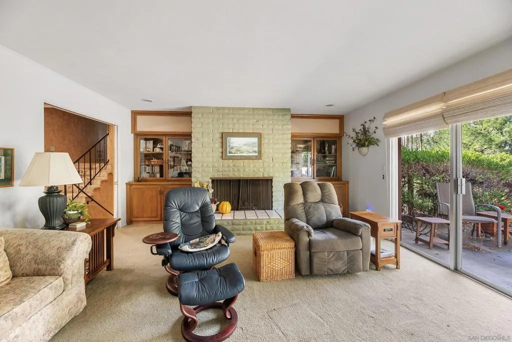13003 Corte Susana, Poway, California 92064 home-pic-26