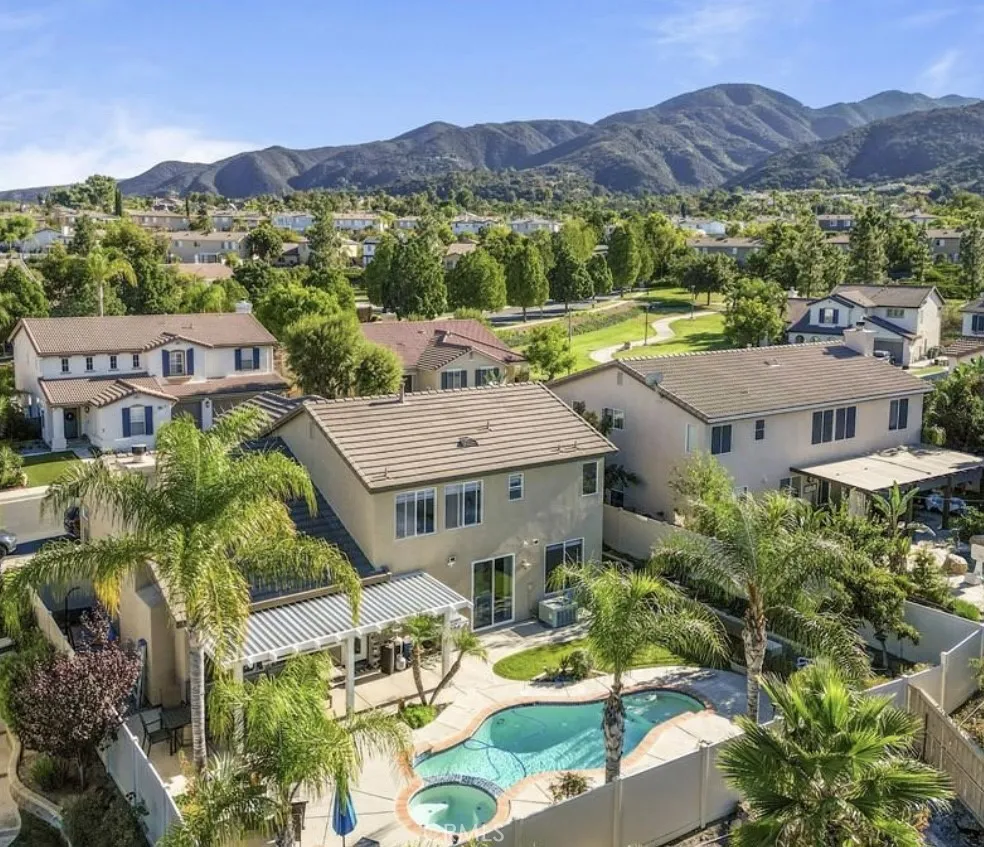 3740 Coleville, Corona, California 92881 home-pic-15