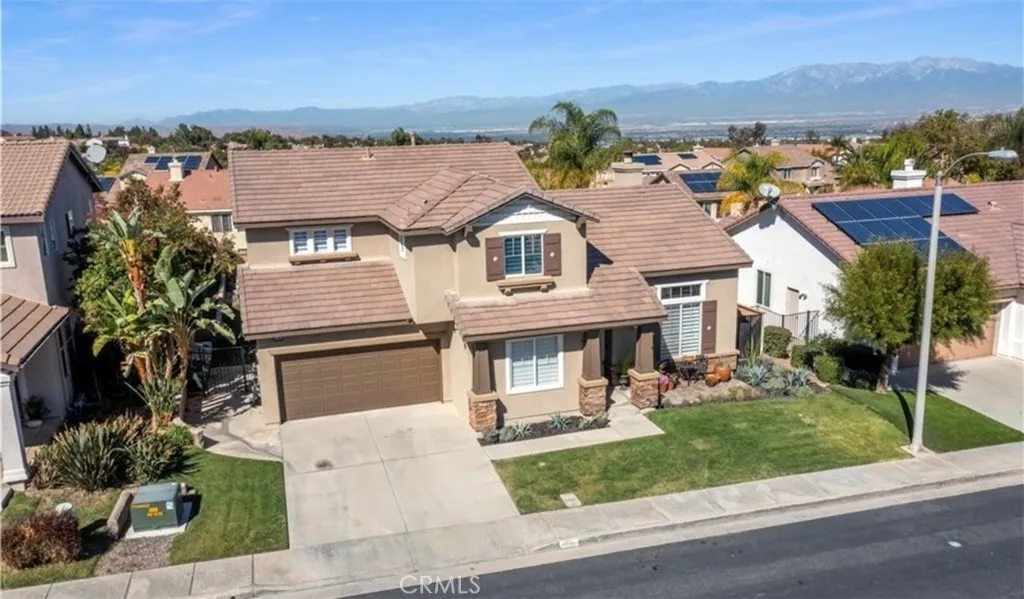 3740 Coleville, Corona, California 92881 home-pic-1