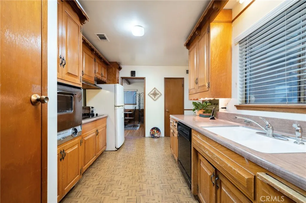549 California, Claremont, California 91711 home-pic-19