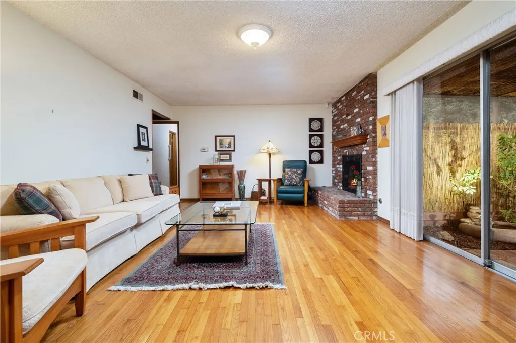 549 California, Claremont, California 91711 home-pic-12