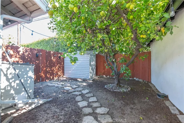 128 N Ivy Avenue, Monrovia, California 91016