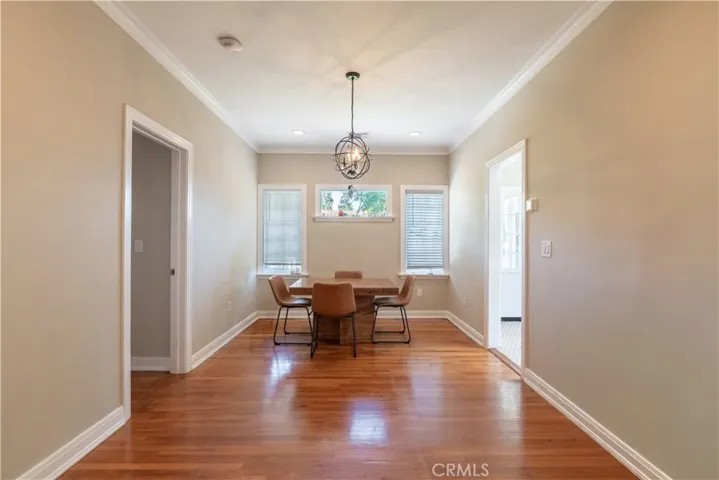 128 N Ivy Avenue, Monrovia, California 91016
