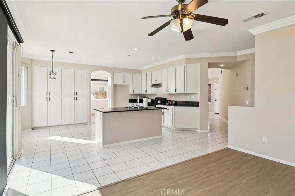 5667 Dartmoor Circle, Oceanside, California 92057 home-pic-19