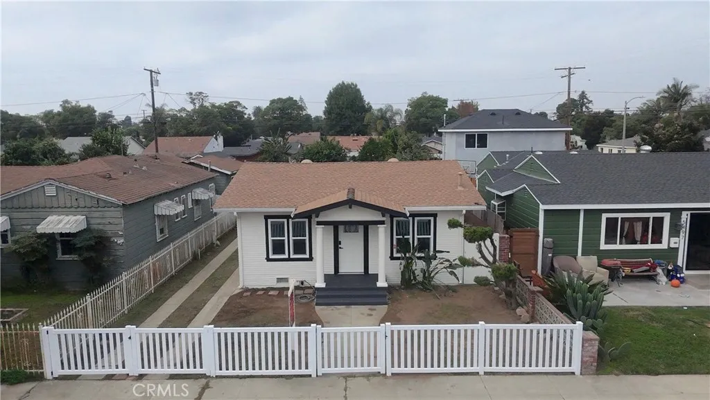 5493 Cerritos, Long Beach, California 90805 home-pic-1