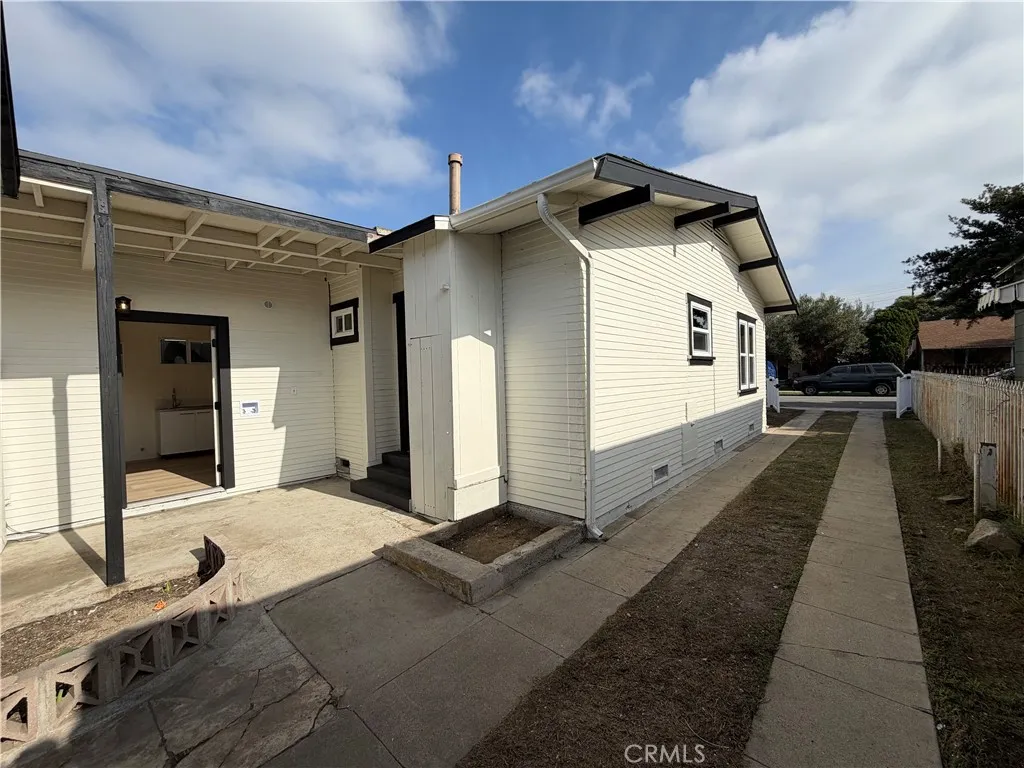 5493 Cerritos, Long Beach, California 90805 home-pic-17