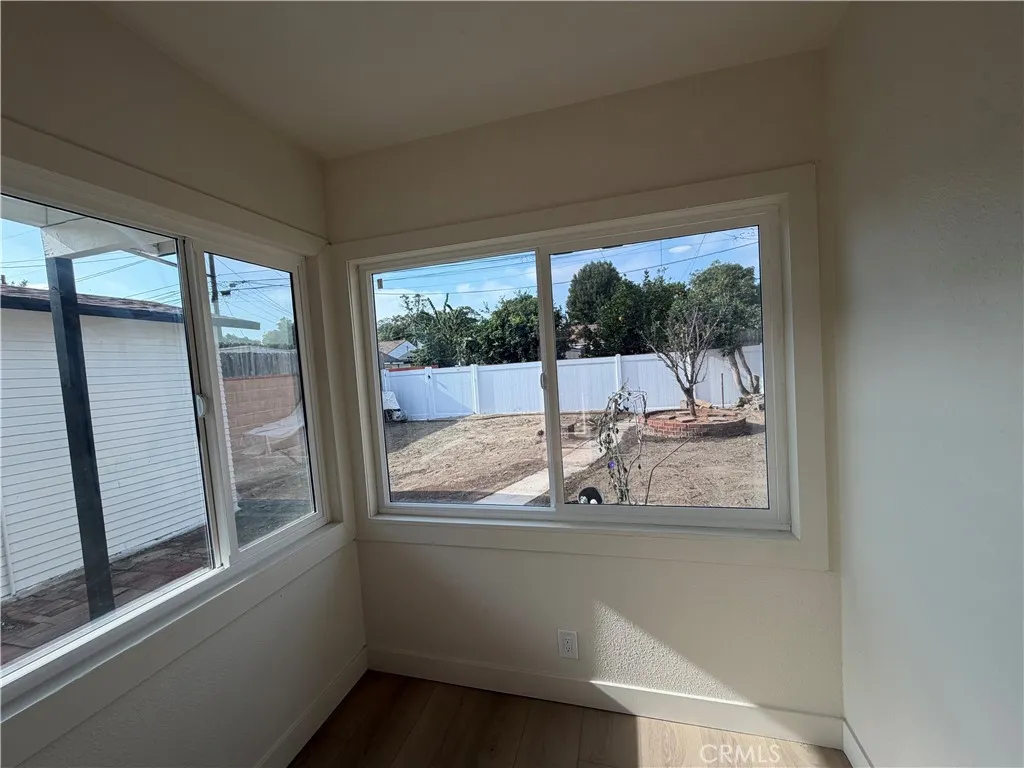 5493 Cerritos, Long Beach, California 90805 home-pic-11