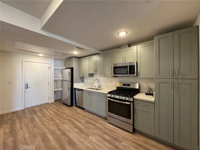 1025 S Berendo Street 304, Los Angeles, California 90006