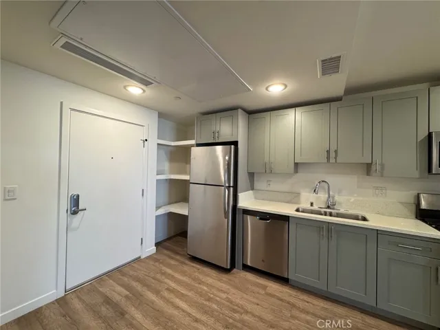 1025 S Berendo Street 304, Los Angeles, California 90006