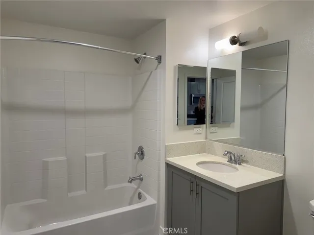 1025 S Berendo Street 304, Los Angeles, California 90006