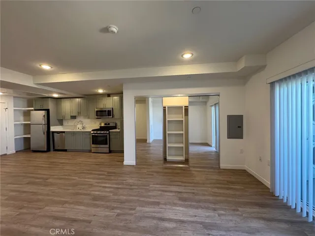 1025 S Berendo Street 304, Los Angeles, California 90006