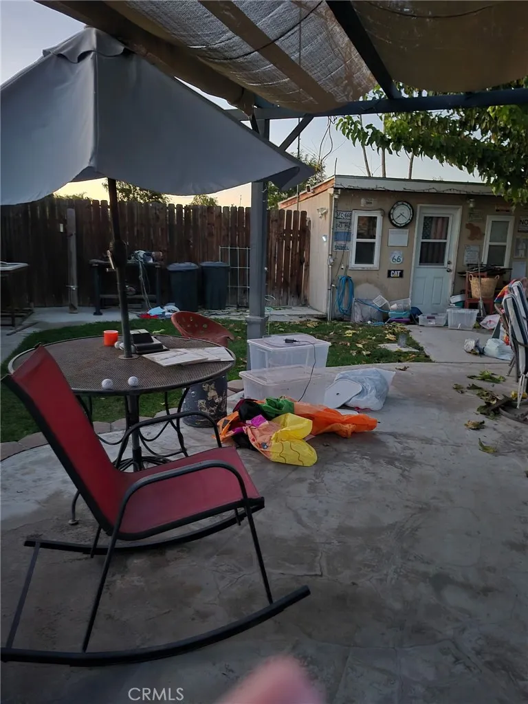 4010 Witt, Riverside, California 92501 home-pic-2