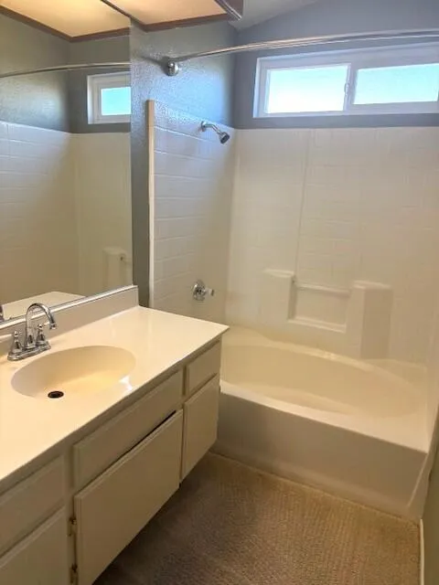 9676 Del Ray Lane, Desert Hot Springs, California 92240 home-pic-14