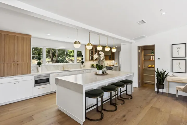 5927 Linea Del Cielo -elm, Rancho Santa Fe, California 92067