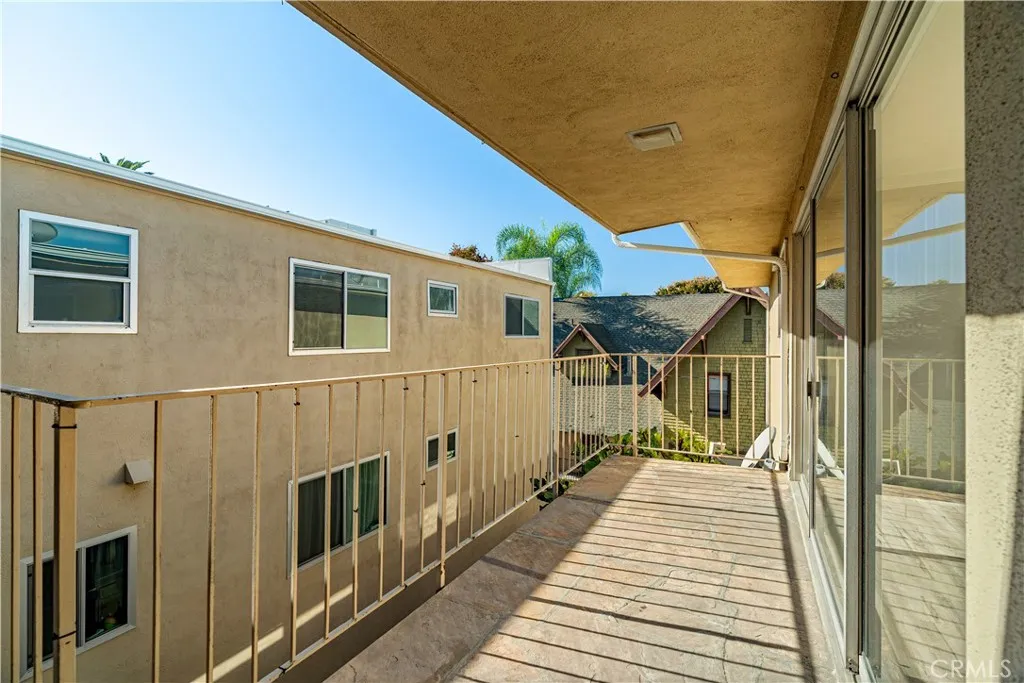 401 W 5th Street 3b, Long Beach, California 90802 home-pic-33
