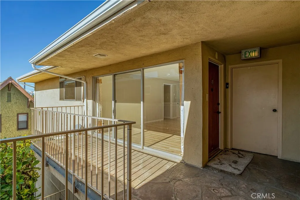 401 W 5th Street 3b, Long Beach, California 90802 home-pic-32
