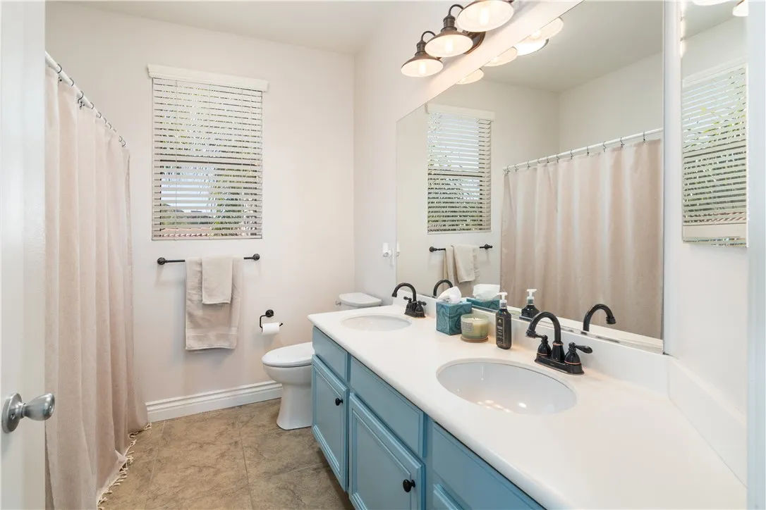 36616 Chantecler, Winchester, California 92596 home-pic-17