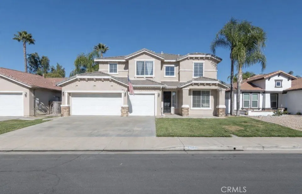 36616 Chantecler, Winchester, California 92596 home-pic-2