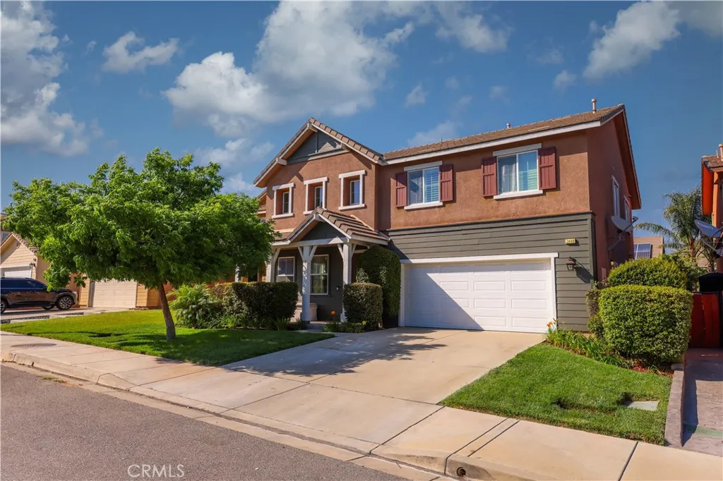 3848 Vine Maple, San Bernardino, California 92407 home-pic-1