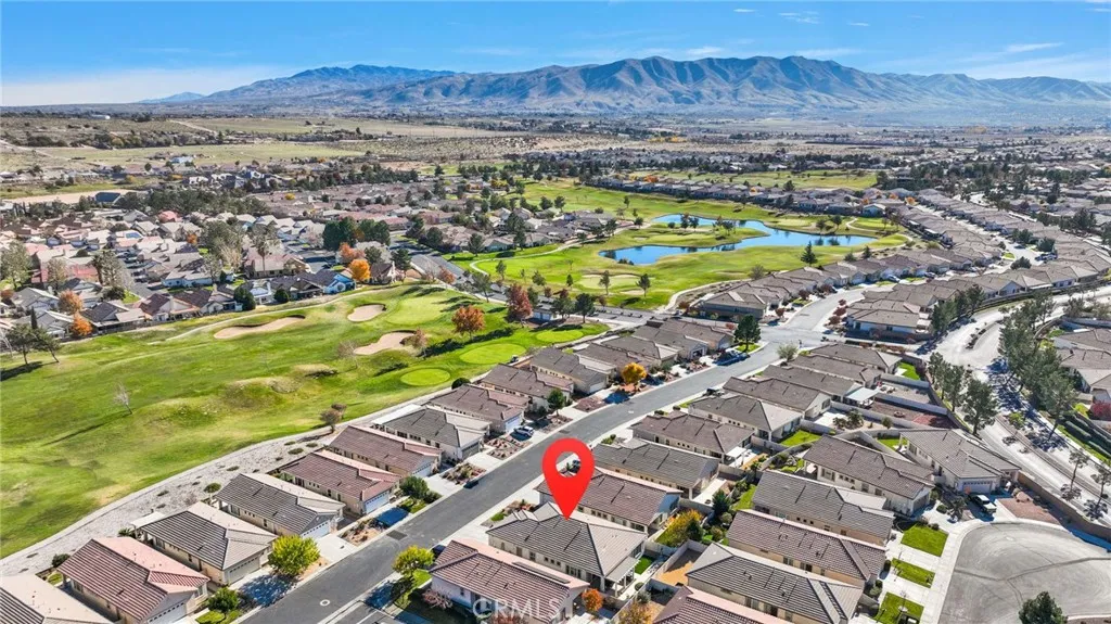 11166 Avonlea, Apple Valley, California 92308 home-pic-46