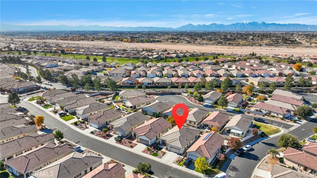 11166 Avonlea, Apple Valley, California 92308 home-pic-47