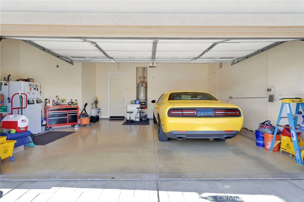 11166 Avonlea, Apple Valley, California 92308 home-pic-29
