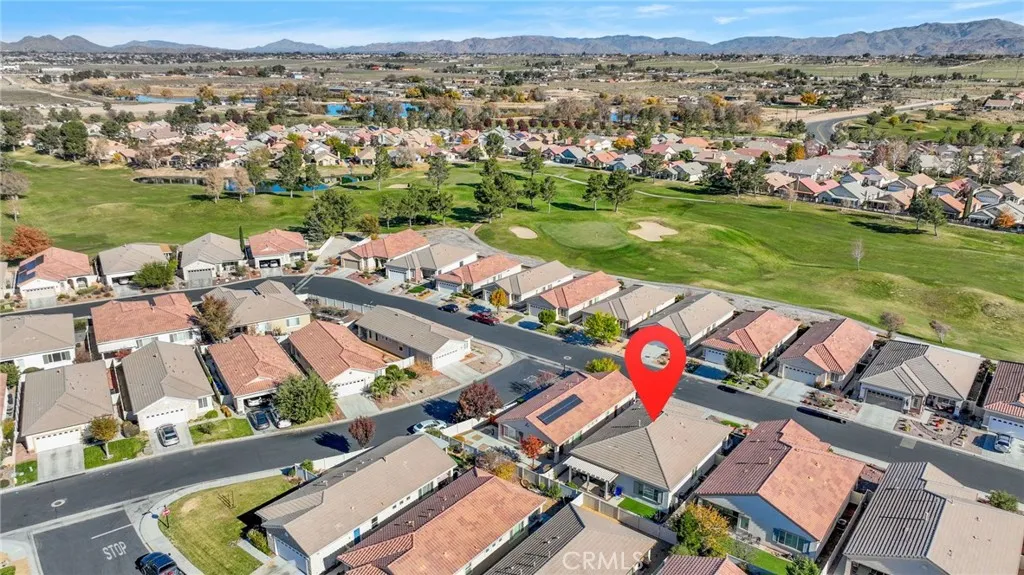 11166 Avonlea, Apple Valley, California 92308 home-pic-45