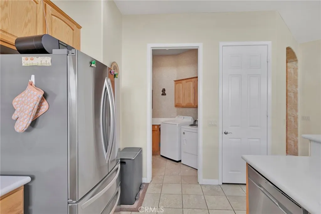 11166 Avonlea, Apple Valley, California 92308 home-pic-11
