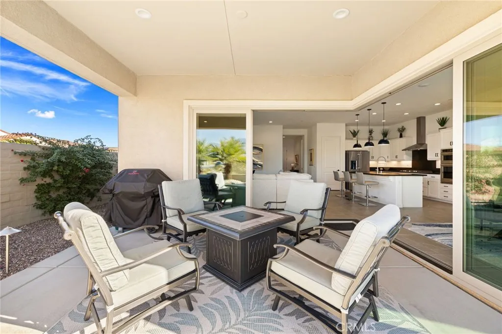 11 Chablis, Rancho Mirage, California 92270 home-pic-44
