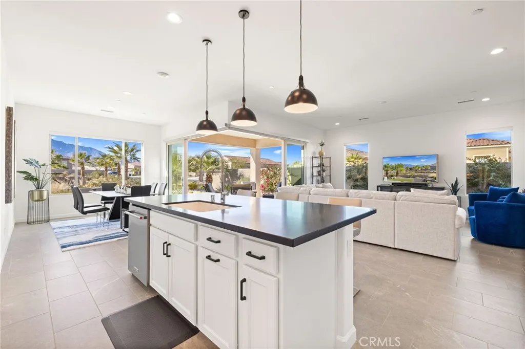 11 Chablis, Rancho Mirage, California 92270 home-pic-21