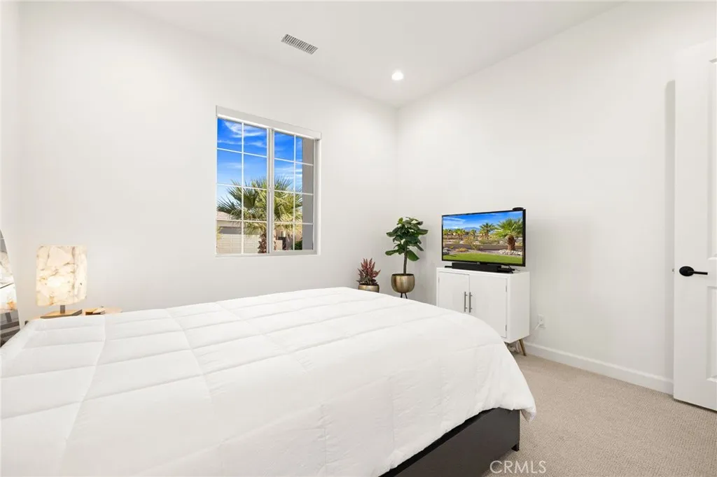 11 Chablis, Rancho Mirage, California 92270 home-pic-24