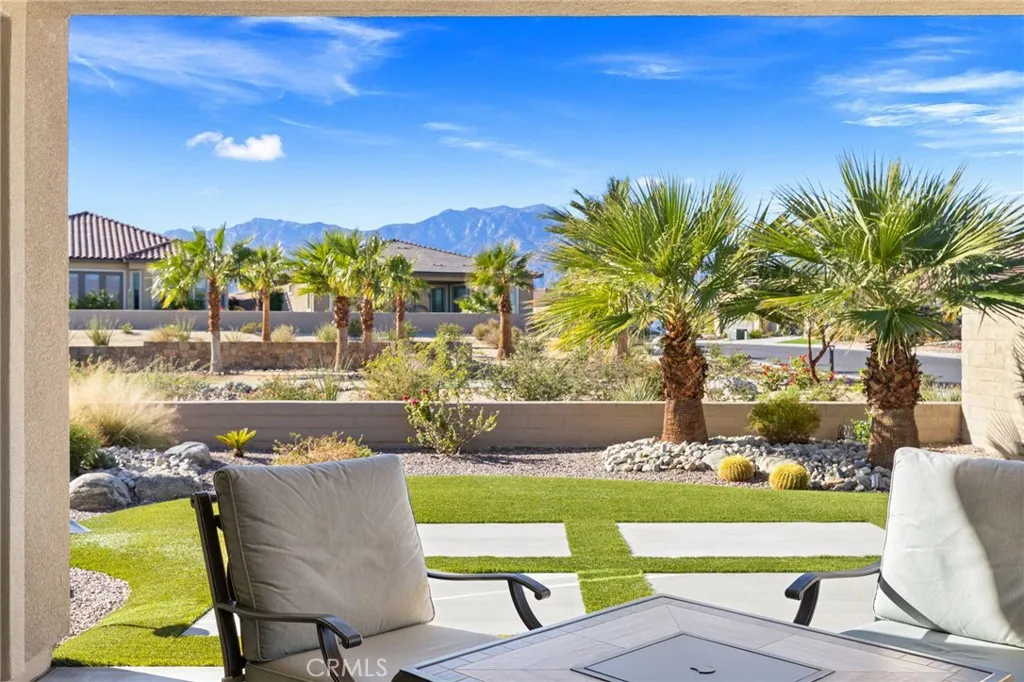 11 Chablis, Rancho Mirage, California 92270 home-pic-47