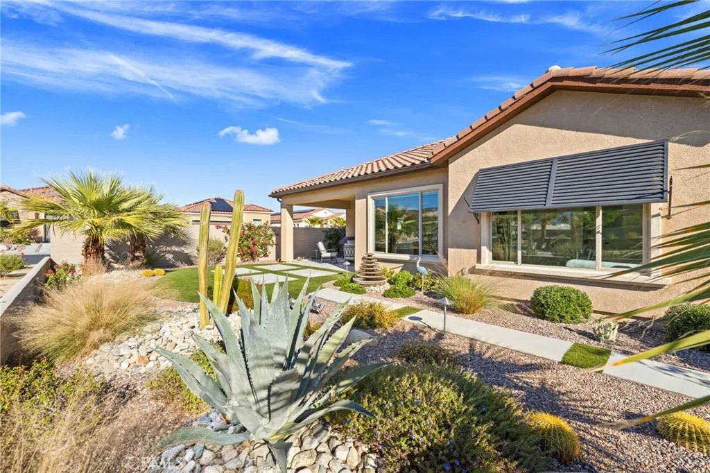 11 Chablis, Rancho Mirage, California 92270 home-pic-40