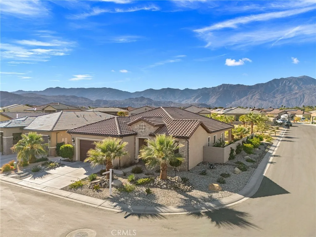 11 Chablis, Rancho Mirage, California 92270 home-pic-0