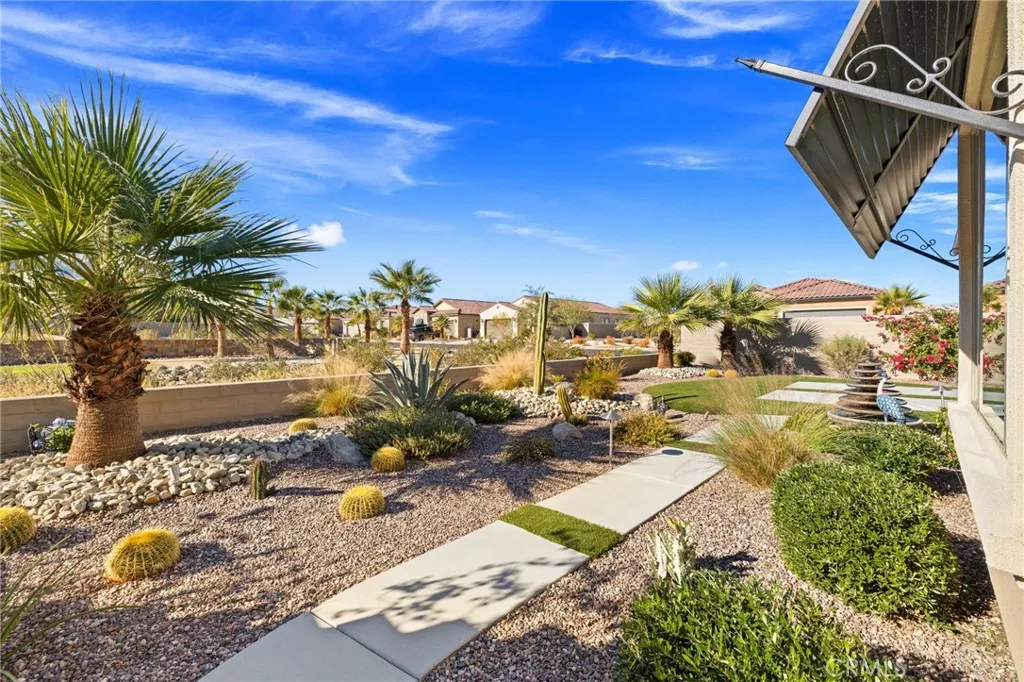 11 Chablis, Rancho Mirage, California 92270 home-pic-42