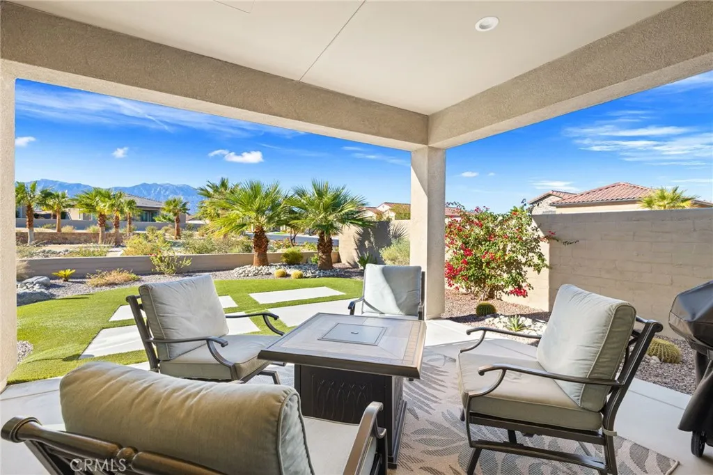 11 Chablis, Rancho Mirage, California 92270 home-pic-46