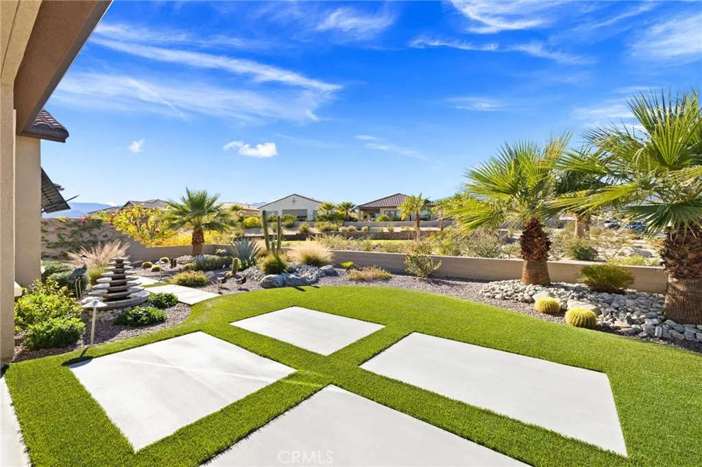 11 Chablis, Rancho Mirage, California 92270 home-pic-52