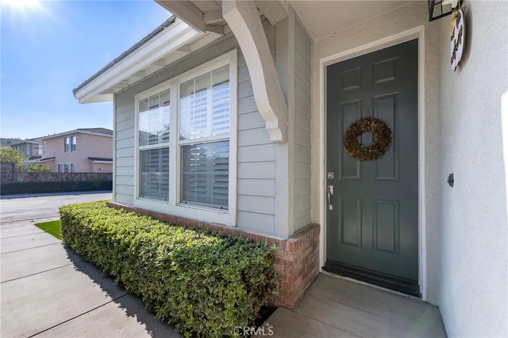 11 Springwater Dr, Buena Park, California 90621 home-pic-3