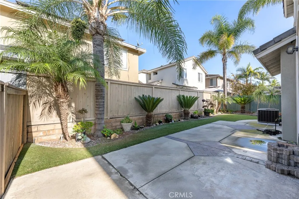 11 Springwater Dr, Buena Park, California 90621 home-pic-32
