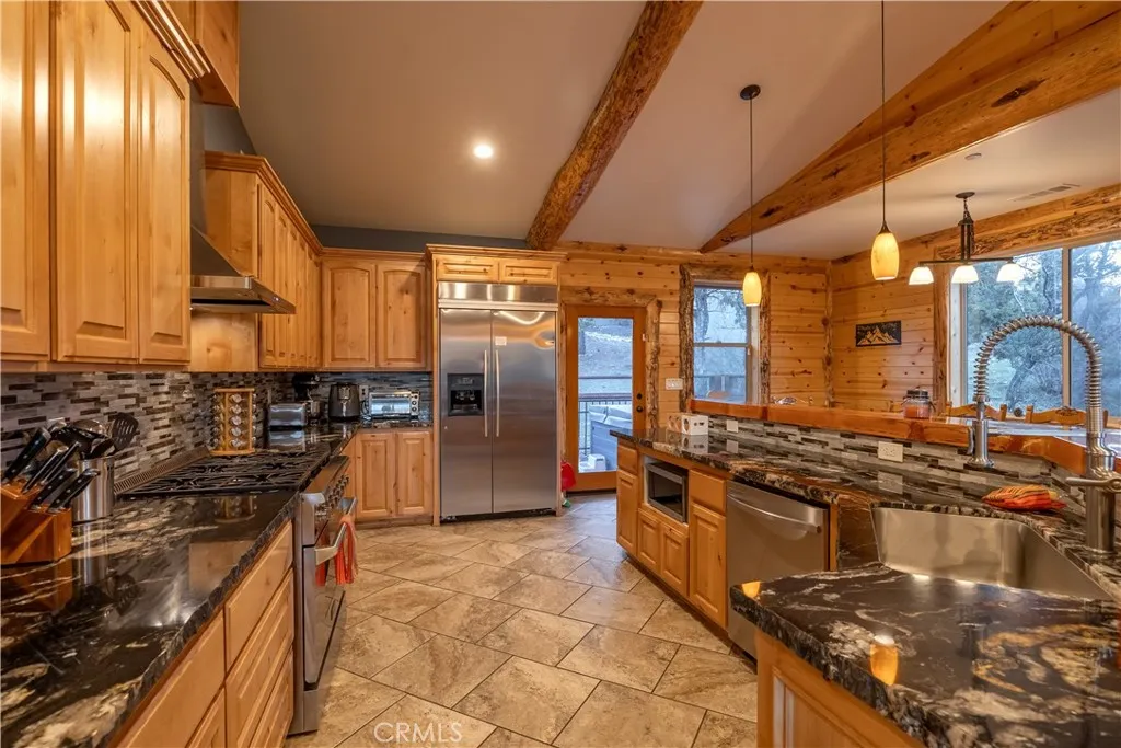 43451 Sheephorn Road, Big Bear Lake, California 92315 home-pic-7
