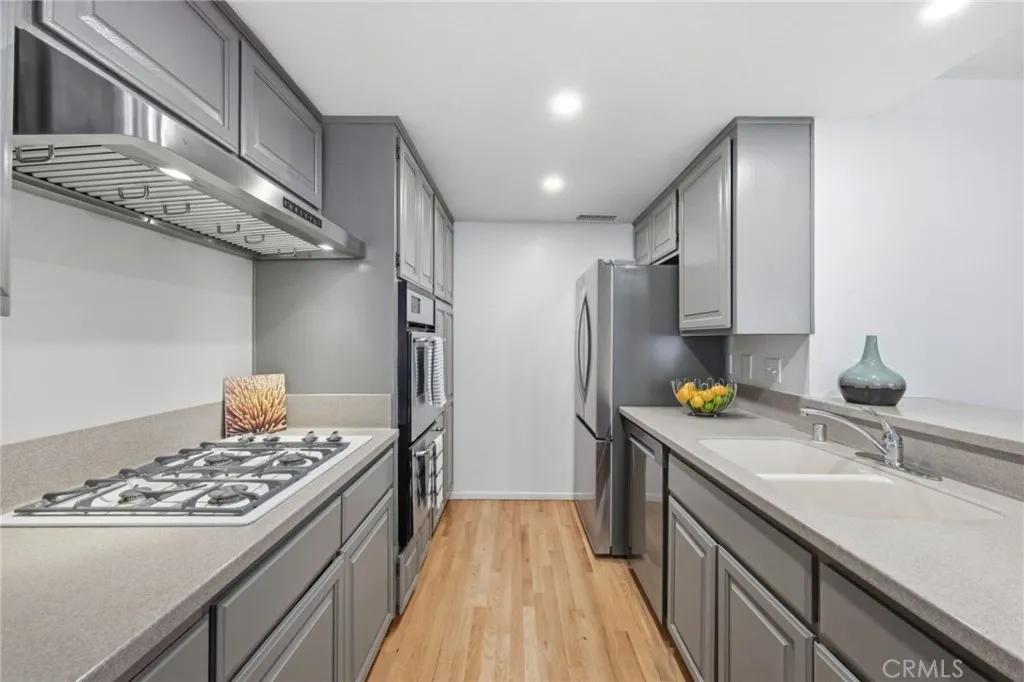4320 Glencoe Avenue 2, Marina Del Rey, California 90292 home-pic-15