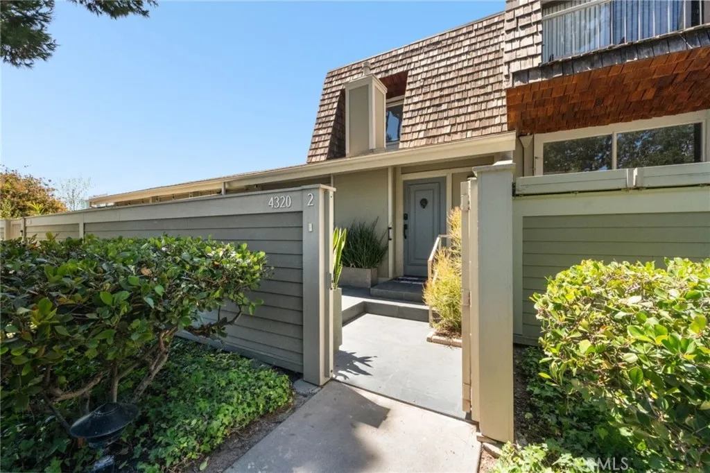 4320 Glencoe Avenue 2, Marina Del Rey, California 90292 home-pic-2