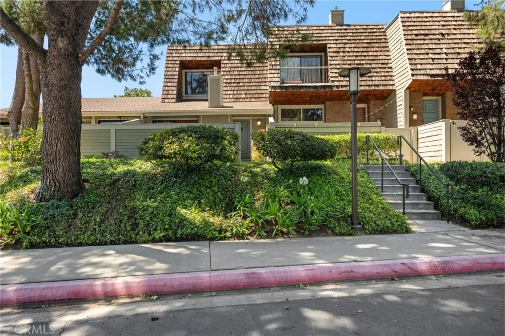 4320 Glencoe Avenue 2, Marina Del Rey, California 90292 home-pic-1