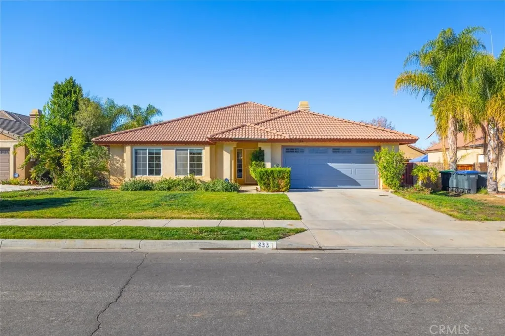 833 Empressa Court, Hemet, California 92543 home-pic-1